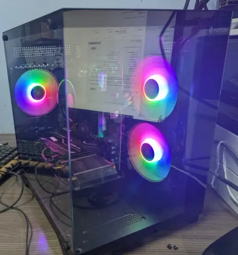 PC gamer Ryzen 5600 AMD radeon 6600 16gb ssd nvme 512 gabinete aquario RGB