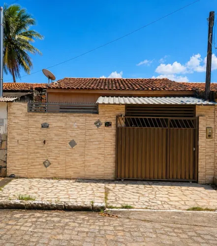 Casa à venda no castanheiro