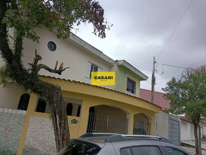 Casa Assobradada à Venda 4 Dormitórios Jardim Monte Líbano | Santo André