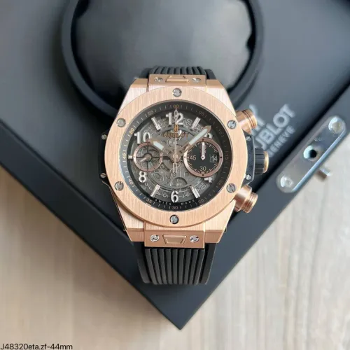 Relógio  HUBLOT - ETA S/c - Pulseira e Fundo Preto
