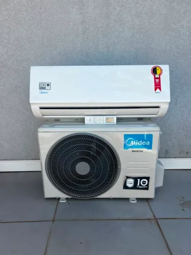 Ar condicionado inverter 12000 BTUs instalado