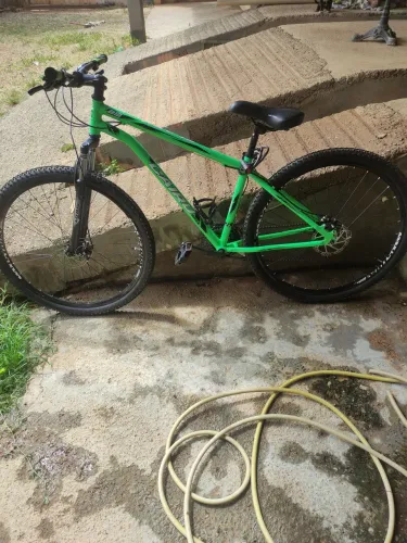 Bike 29 semi-nova com nota fiscal
