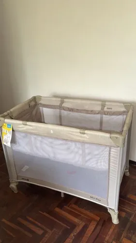Berço Portátil Mini Play Safety 1st em EXCELENTE ESTADO. ACOMPANHA COLCHÃO. 