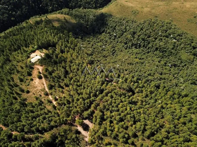 Lote à Venda no Condomínio Village Sans Souci | 1.080 m²