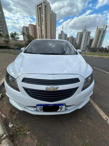 Chevrolet Onix JOY Hatch 1.0 8V Flex Mec. 4P 2019