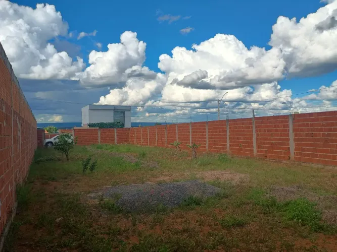 Vendo terreno em condomínio na 26 de setembro