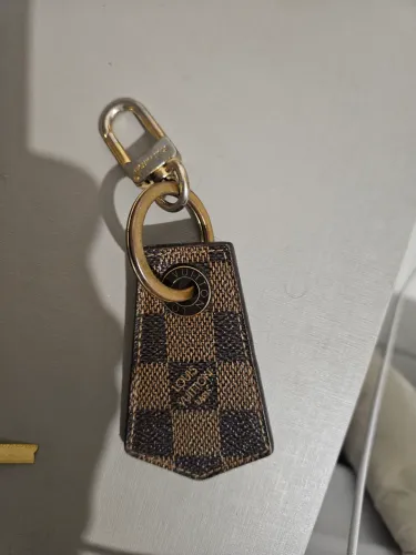 Vendo chaveiro Louis Vuitton Lugagge Tag