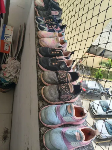 Tênis infantis em bom estado