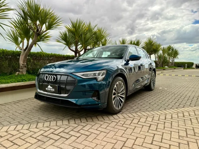 Audi E-Tron Performace Aut. (elétrico) 2020