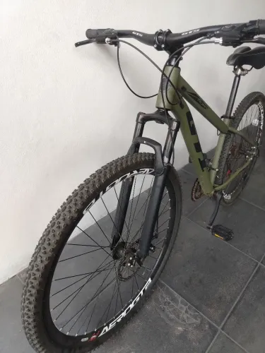 Bicicleta GTI - Romana
