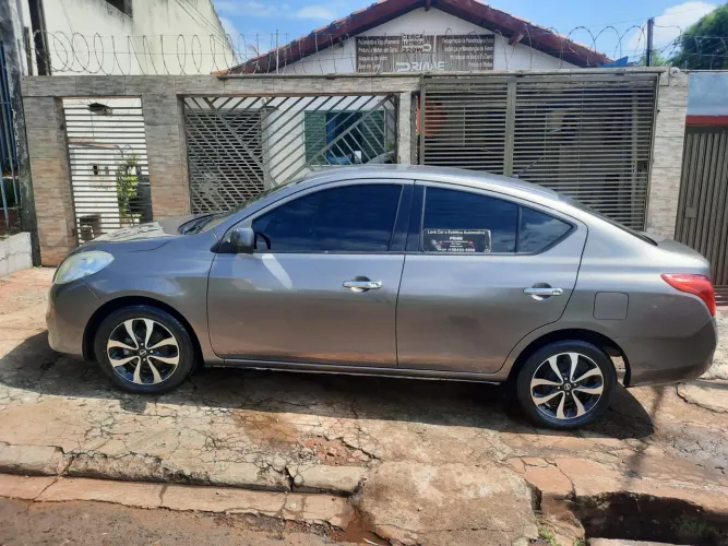 Nissan Versa SV 1.6 16V Flex Fuel 4P Mec. 2014