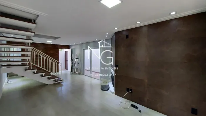 CASA LOCAÇÃO 03 DORMITÓRIOS C/1 SUÍTE- CONDOMINIO MODERNITA II GRANJA VIANA