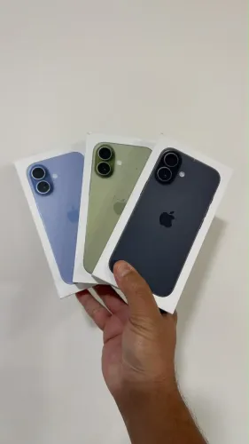 iPhone 17