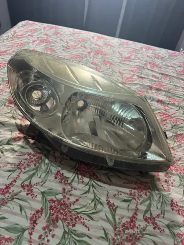 Farol Sandero 