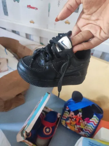 sapatos infantis