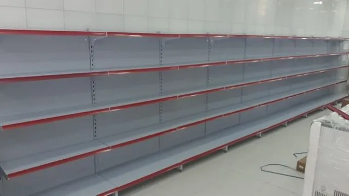 Prateleiras para supermercados / comércio em geral - montagem completa - faça sua cotação