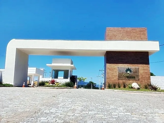 Condomínio Royal Garden - compre o lote e ganhe o projeto da casa !
