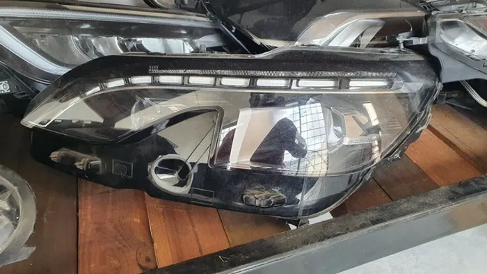 Farol Peugeot 3008 2018/2021 Origin