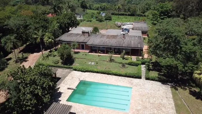 Sítios / Sítio/ Atibaia/ Bairro: Iara/ Estuda Proposta/Esta Esperando o que!!!!!!!!!!!!>