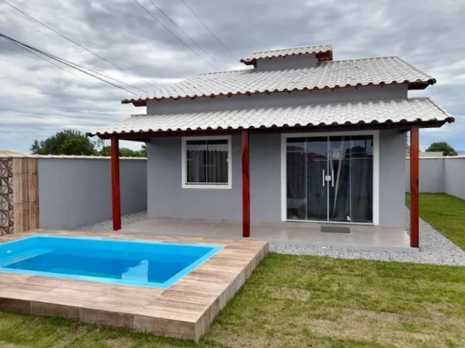 Casa de praia com Piscina em Unamar Cabo Frio