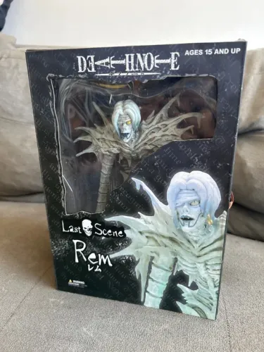 Action Figure Rem Death Note Last Scene da Shonen Jump