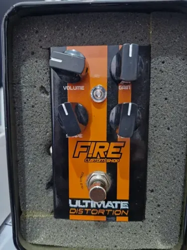 Pedal Fire Ultimate Distortion 