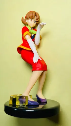 Gashapon / Gachapon Sakura Wars miniatura altura 9 cm - Taisen Sakakibara Vintage Original