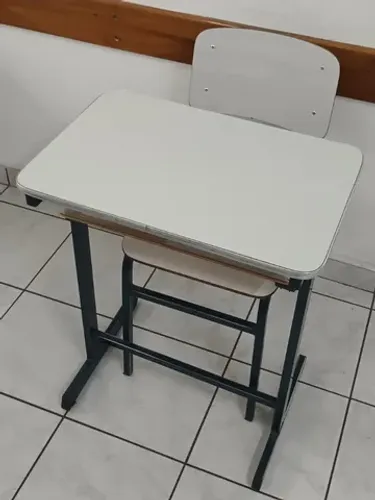 Kit escolar adulto carteira+cadeira