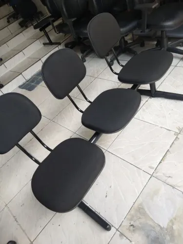 Cadeira longarina de 2 e 3 lugares Reformada 