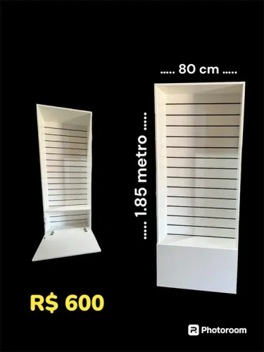 expositor estante MDF Canaletado (com porta estoque)
