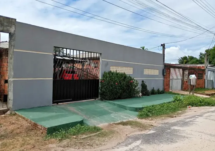 !Vendo no DISTRITO essa Casa.
