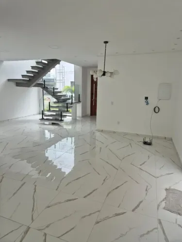 Casa duplex com 04 suítes no Condom;inio Morada dos Pássaros - R$ 1.450.000,00