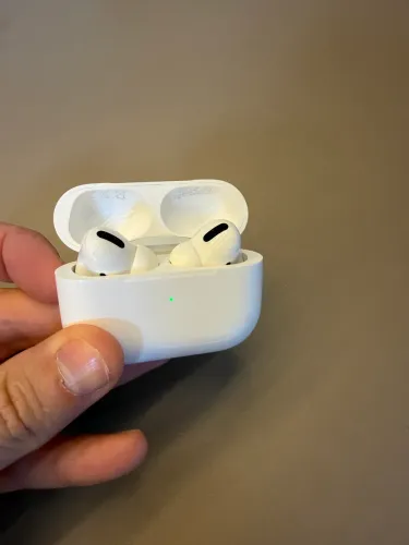 AirPods Pro