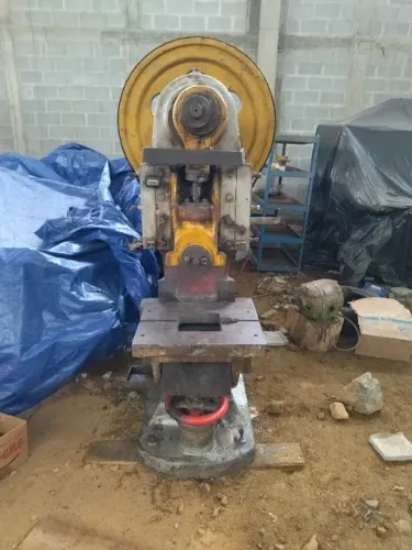 Prensa excêntrica 25 tons