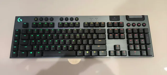 Teclado Mecânico Gamer Logitech G915 Lightspeed