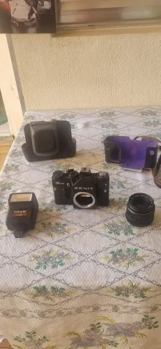 Câmera Antiga Zenit 12XP