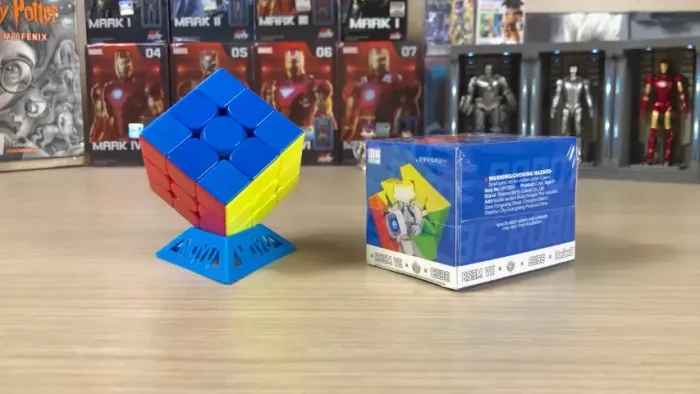 Cubo mágico magnético / acompanha acessórios / produto lacrado / pronta entrega