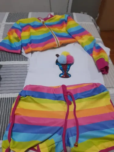 Conjunto Infantil Rainbow - Blusa, Shorts e Aplique