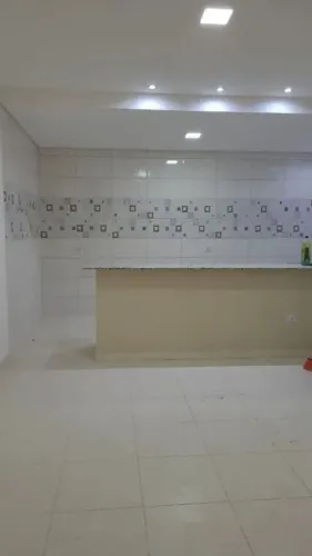 Casa à venda em Itapevi, Chácara Santa Cecília, com 2 quartos, com 90 m²