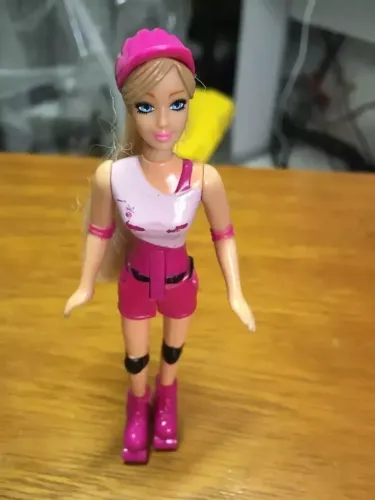 Boneca Mini Barbie Patinadora