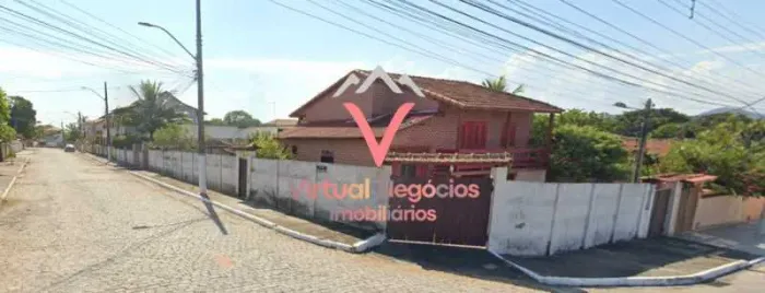 GRAVATÁ PERTO DA PRAIA 4 QUARTOS, PISCINA, SÓ 390 MIL