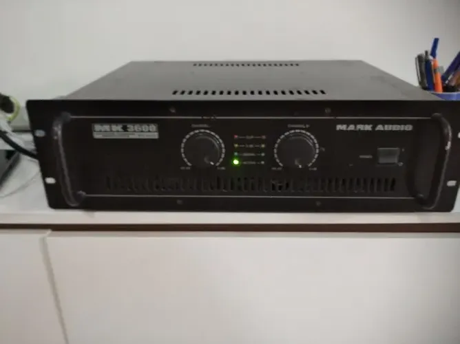 Amplificador Potência Mark Audio Mk 3600 600w Rms Cor Preto Potência De Saída Rms 600 W