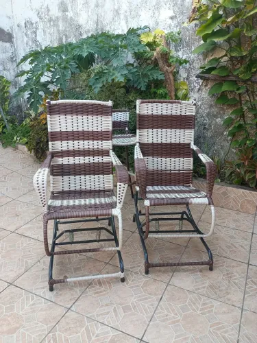 CADEIRAS DE BALANÇO VALOR UNITÁRIO $300
