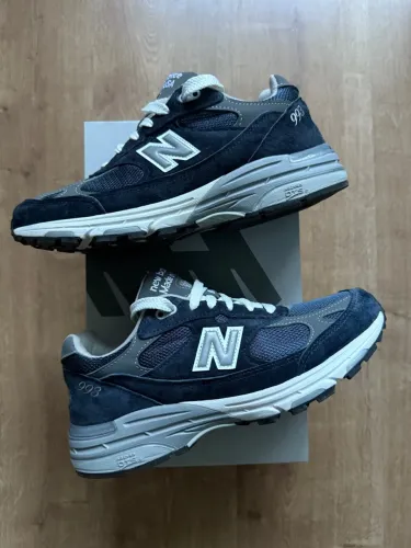 New Balance 993