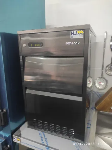 Bh Máquina de gelo 26KG dia 