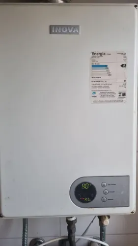 Aquecedor Inova 28 litros com defeito E7