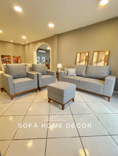 SOFÁ,POLTRONAS E PUFF EM LINHO