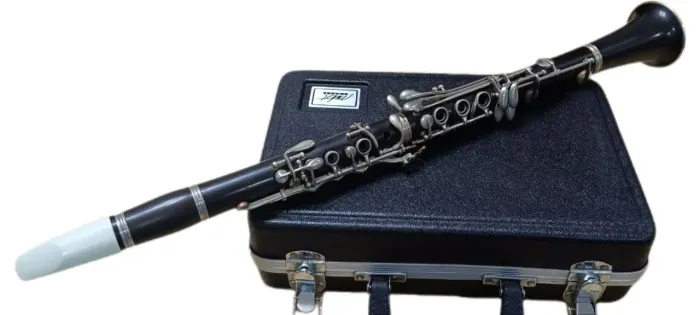 Clarinete G. Pruffer USA Silver Throat em Hard Huber Boquilha Fast Fit