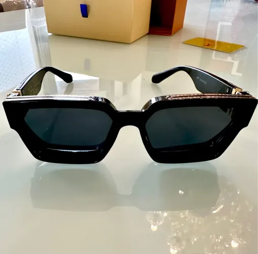 Óculos Louis Vuitton 1.1 Millionaires - Luxo e Exclusividade