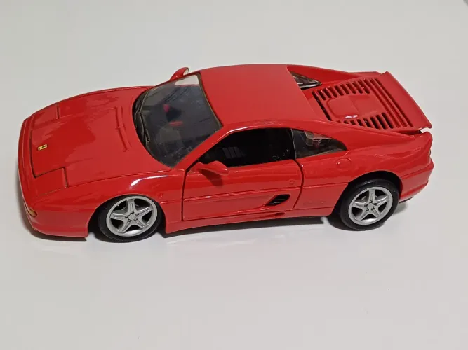 Ferrari F355 - Escala 1:24